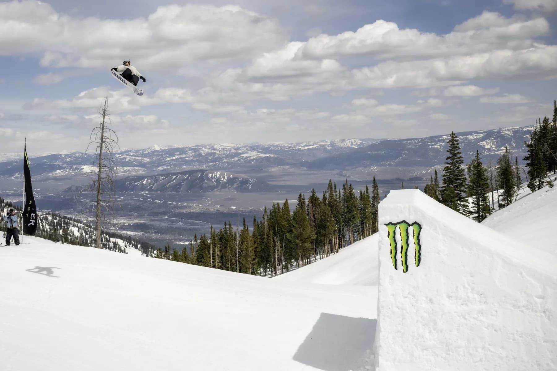 12 Minutes of Pure Snowboard Chaos as Monster Energy Hits the Tetons
