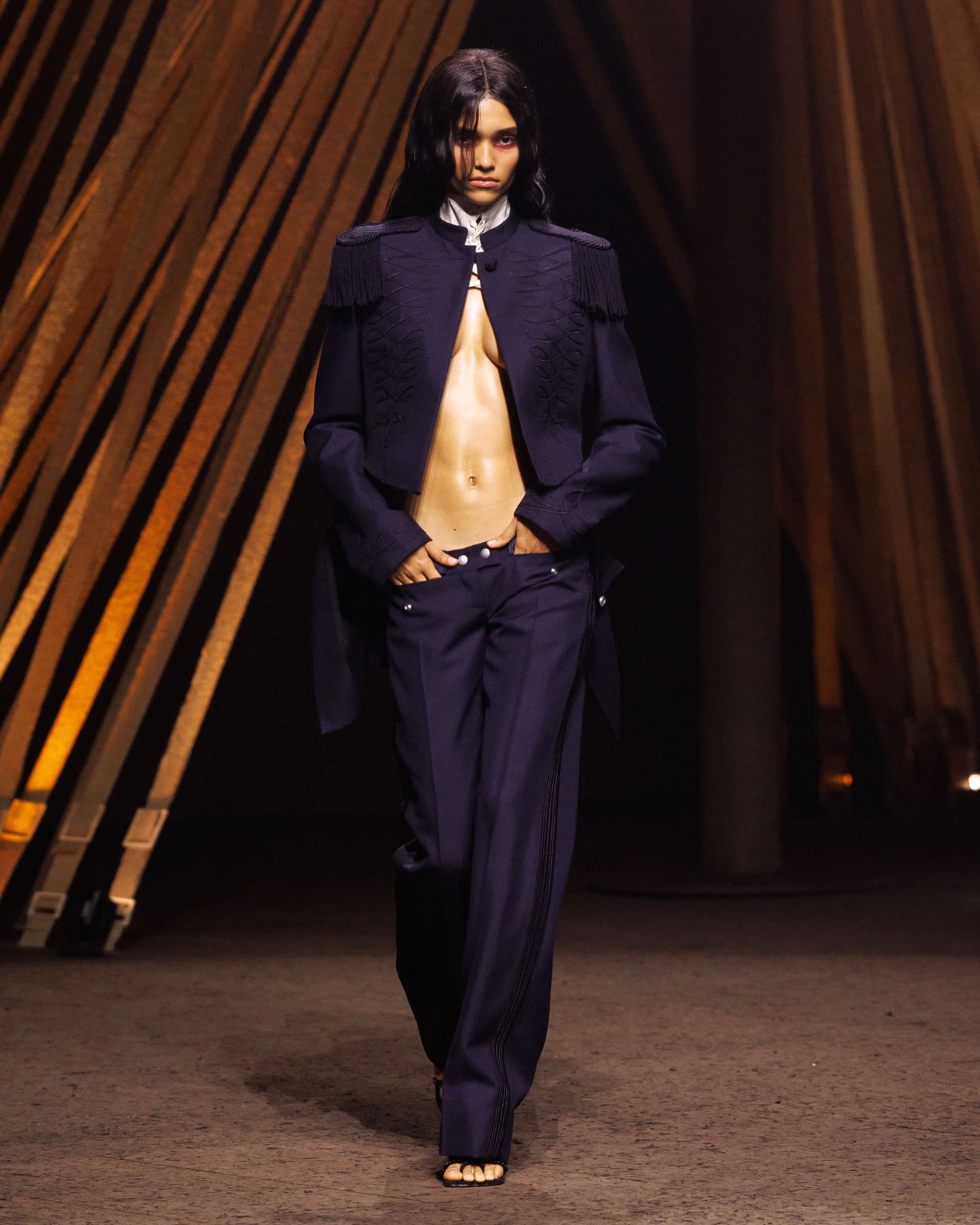 Alexander McQueen look detail from the official house site.
