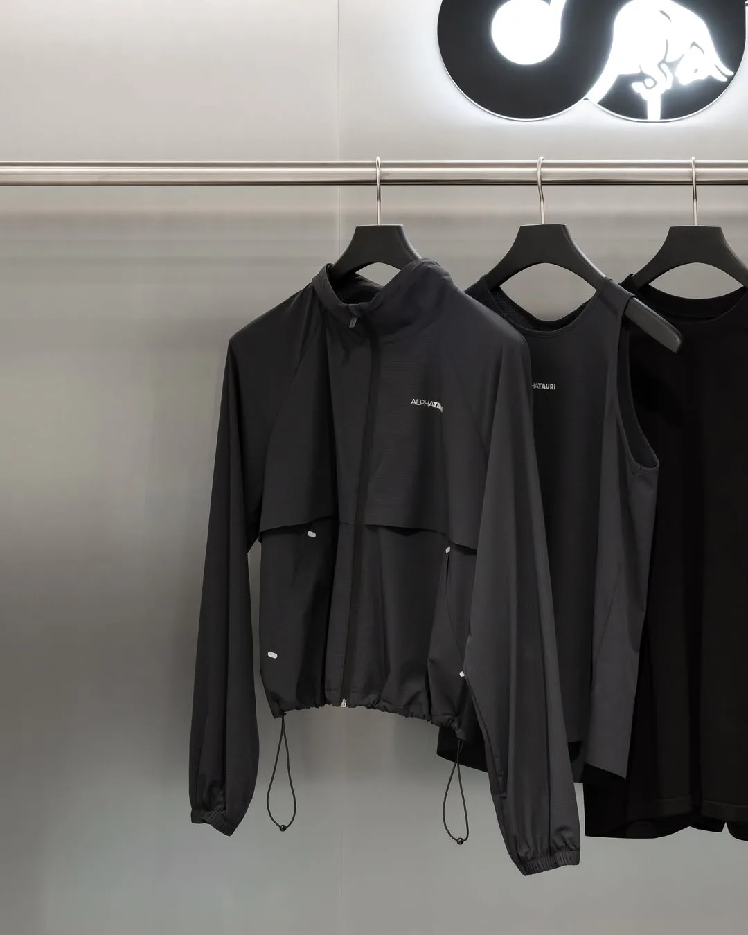 AlphaTauri Turns Formula 1 Engineering Into Premium Activewear — additional view 4