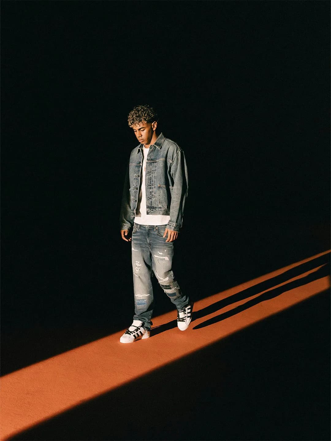 American Eagle Uses Lamine Yamal to Redefine Tunnel Walk Style — additional view 2