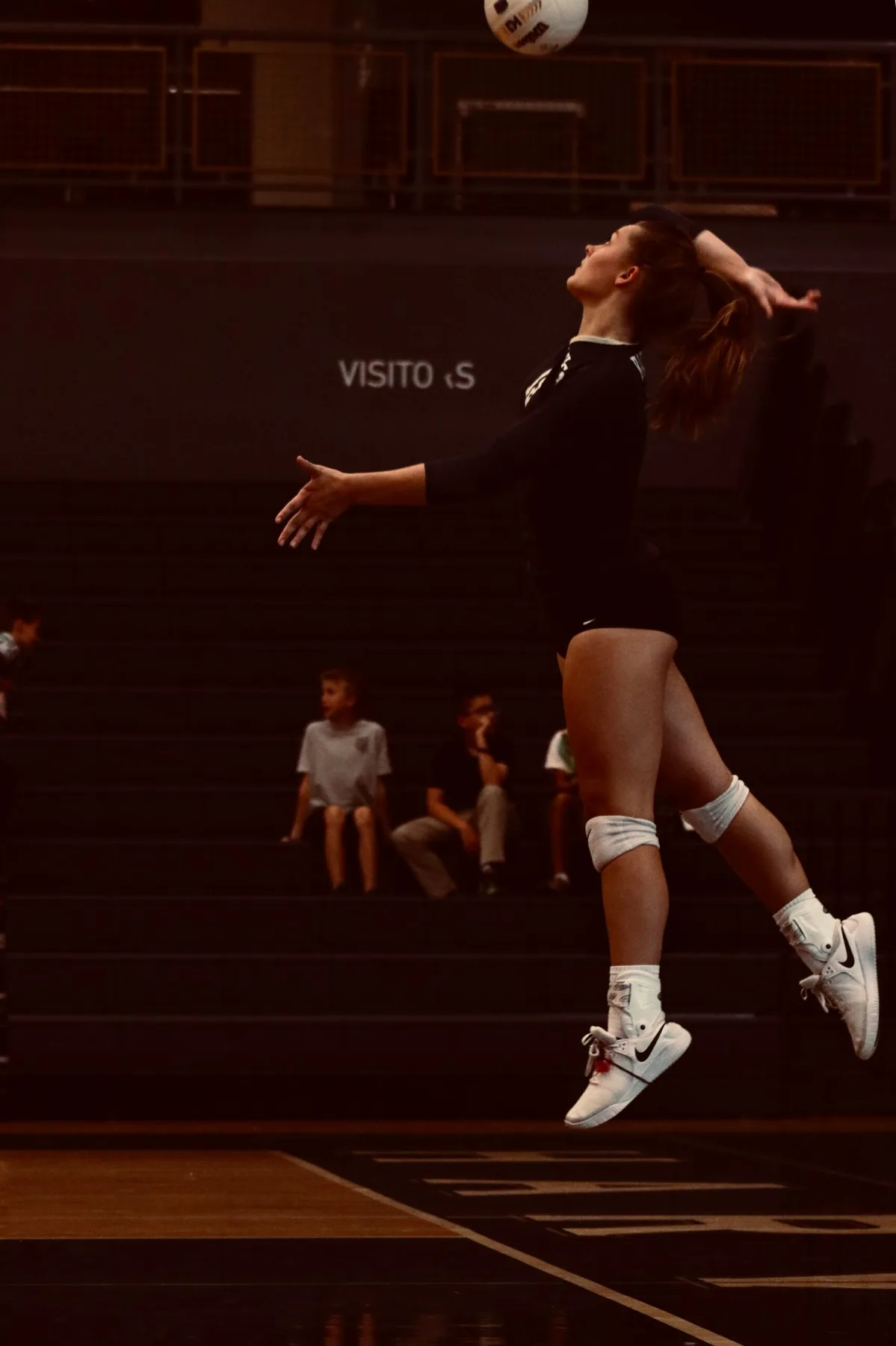Volleyball Coaches Unveil Best and Worst Shoes for 2025 Indoor Play