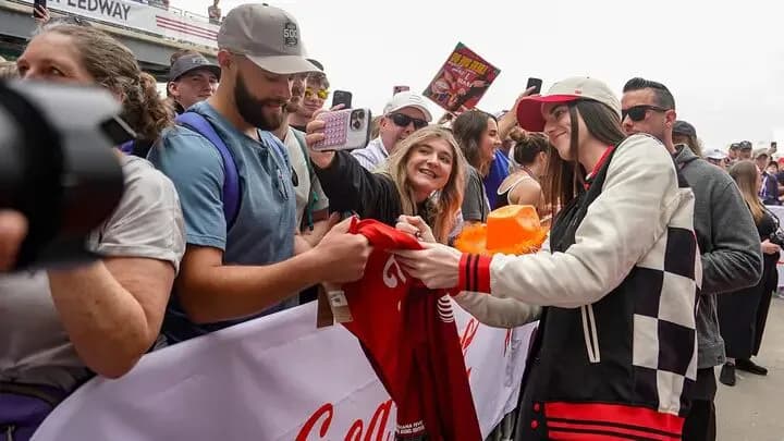 Caitlin Clark Serves as Grand Marshal at Indianapolis 500 — additional view 3