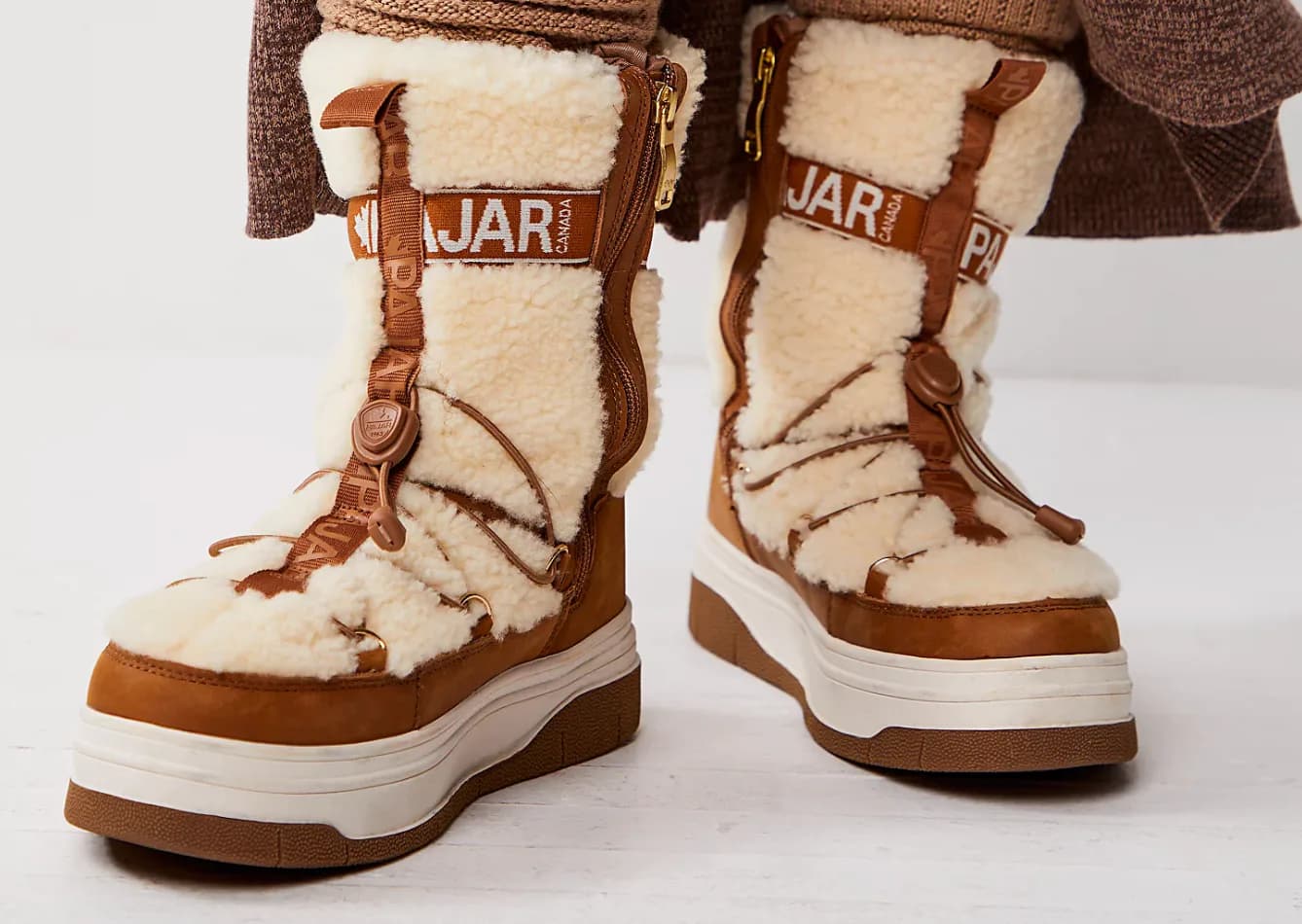 20 Cozy Cold Weather Boots for Fall/Winter 2024