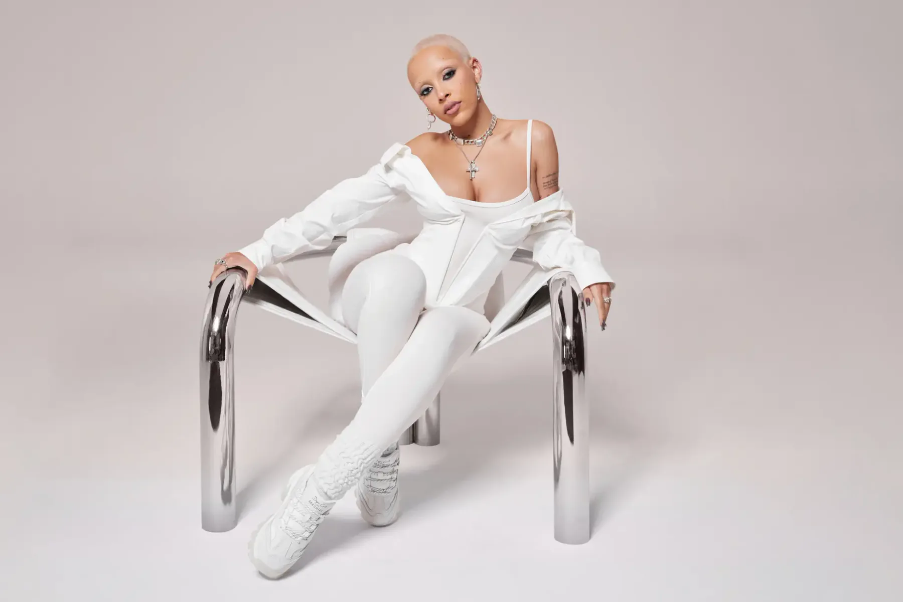 Doja Cat and Skechers Unveil the Doja’Lite, a Nostalgic Nod to Early 2000s Footwear