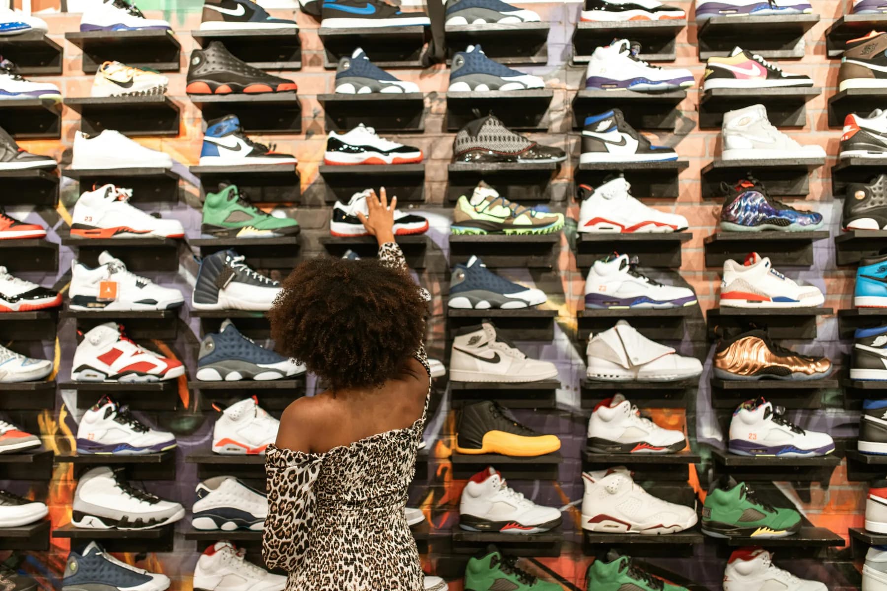 From SEO to AEO: The Footwear Brand’s Playbook for Getting Recommended by ChatGPT — additional view 2