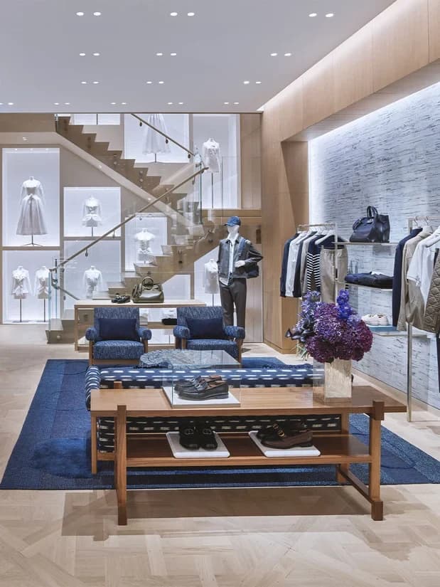 Dior Milan store interior from the official Dior store page.