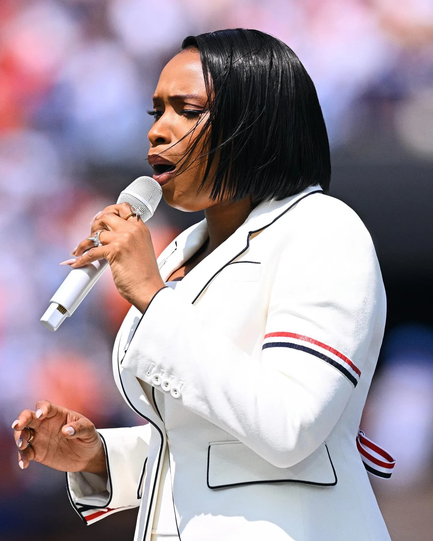 Jennifer Hudson Wears Alaïa Le Cœur Pumps at the World Cup Final — additional view 4