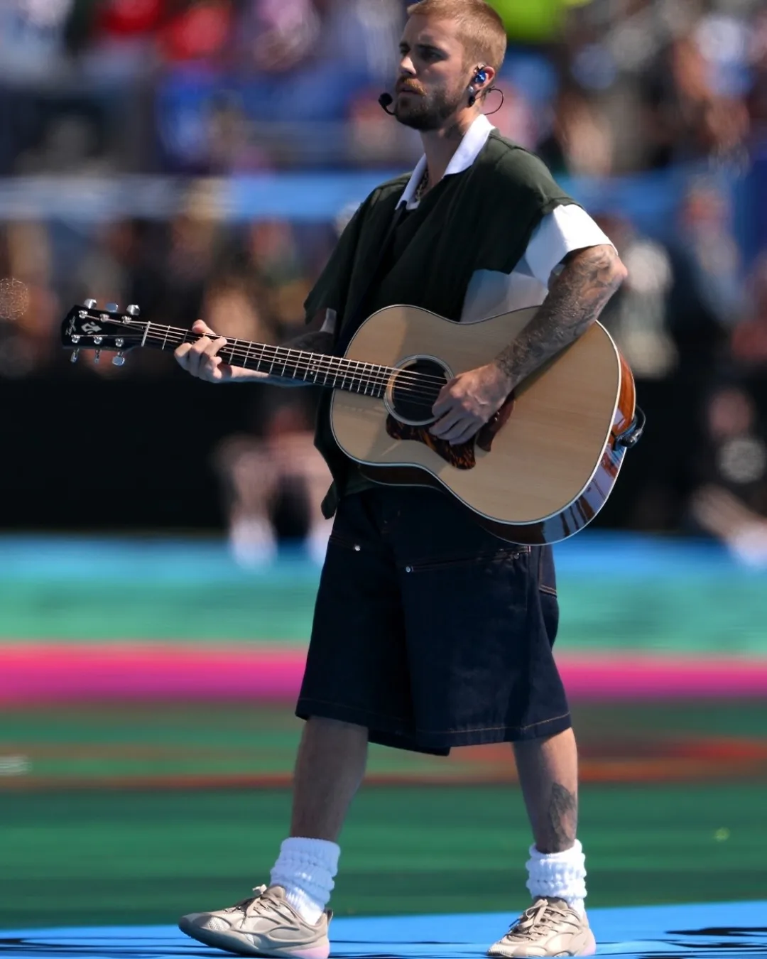 Justin Bieber Debuts Unreleased SKYLRK Sneakers at the FIFA World Cup Final — additional view 2