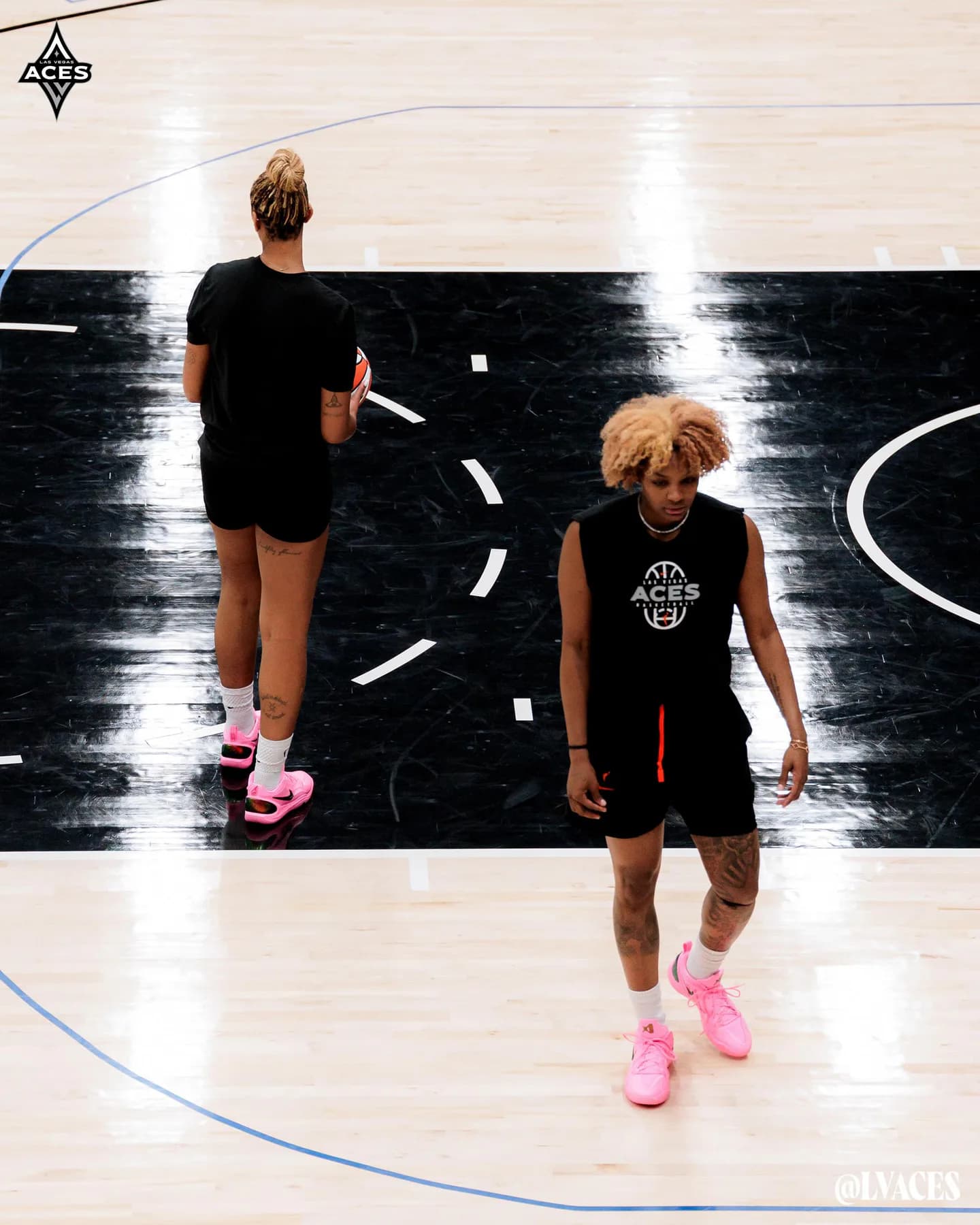 Las Vegas Aces Turn Pink Shoes Into a WNBA Style Statement — additional view 5