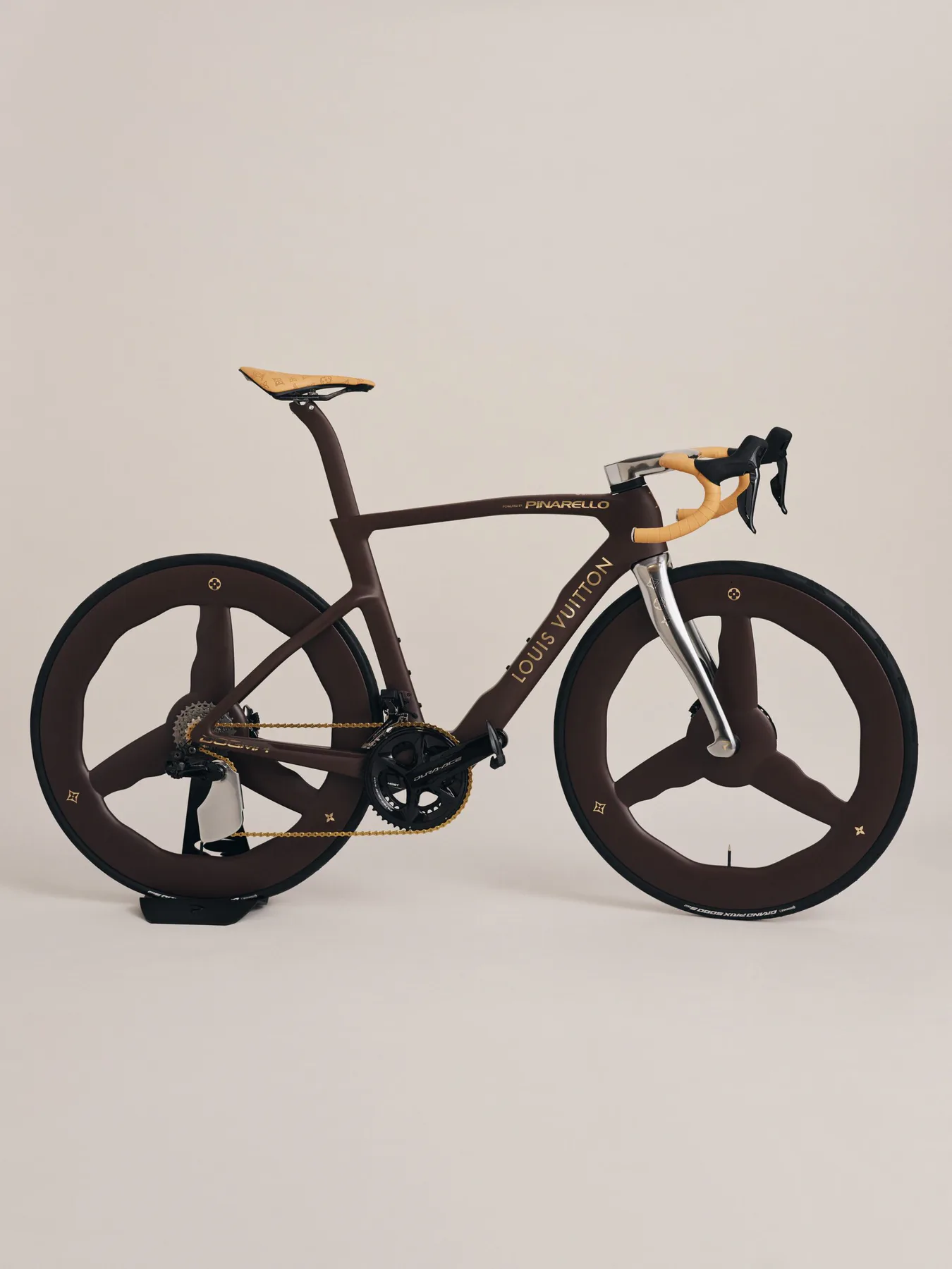 Louis Vuitton and Pinarello Turn the DOGMA F Into a Luxury Cycling Icon — additional view 4