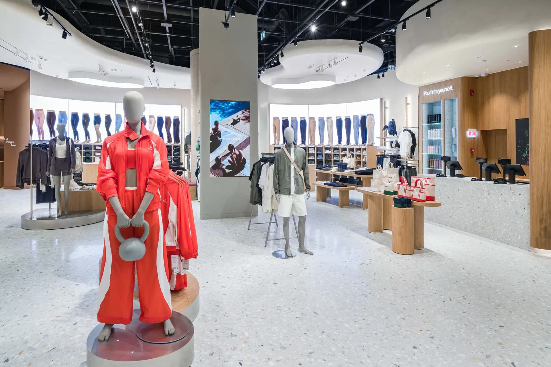 lululemon Selects Bucharest as a Gateway to Eastern Europe’s Luxury Market — additional view 1