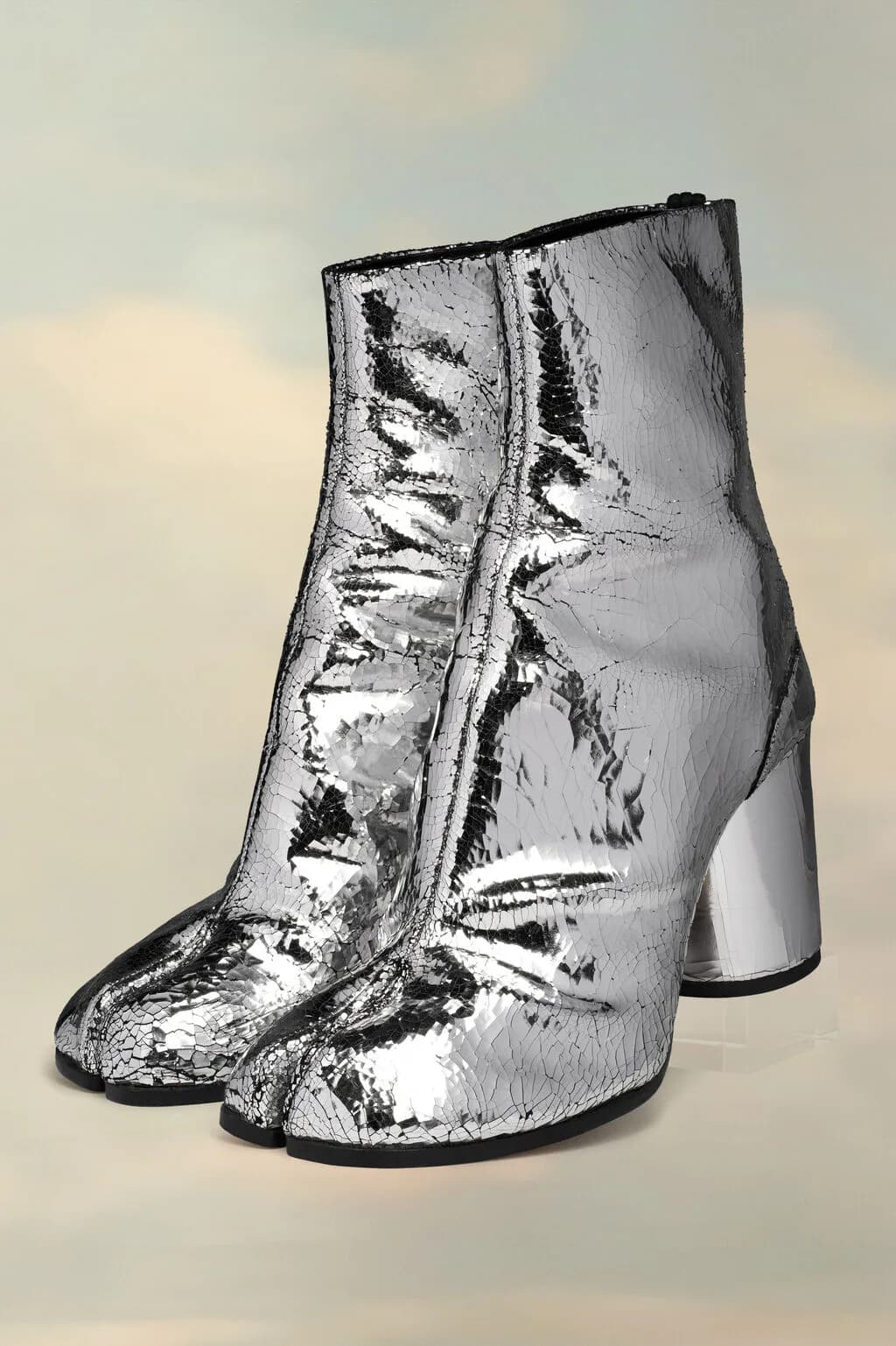 Tabi broken mirror boots