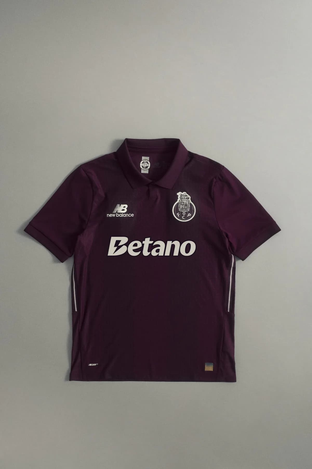 New Balance Designs Heritage-Inspired FC Porto Away Kit — additional view 2