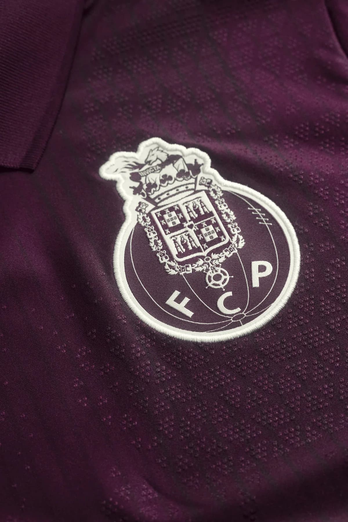 New Balance Designs Heritage-Inspired FC Porto Away Kit — additional view 5