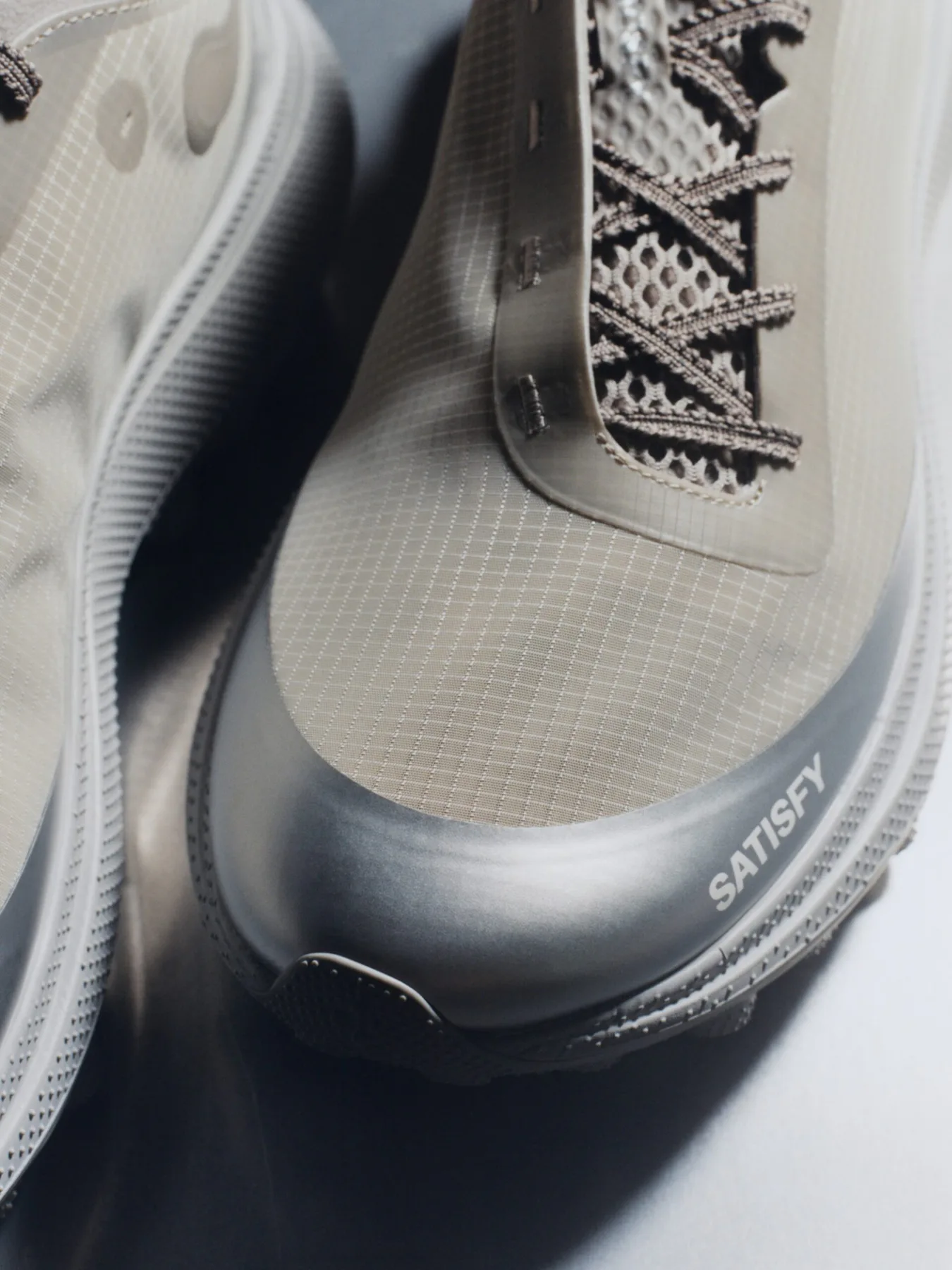 Satisfy Running Apparel Blends Performance, Culture and Modern Sportstyle — additional view 1