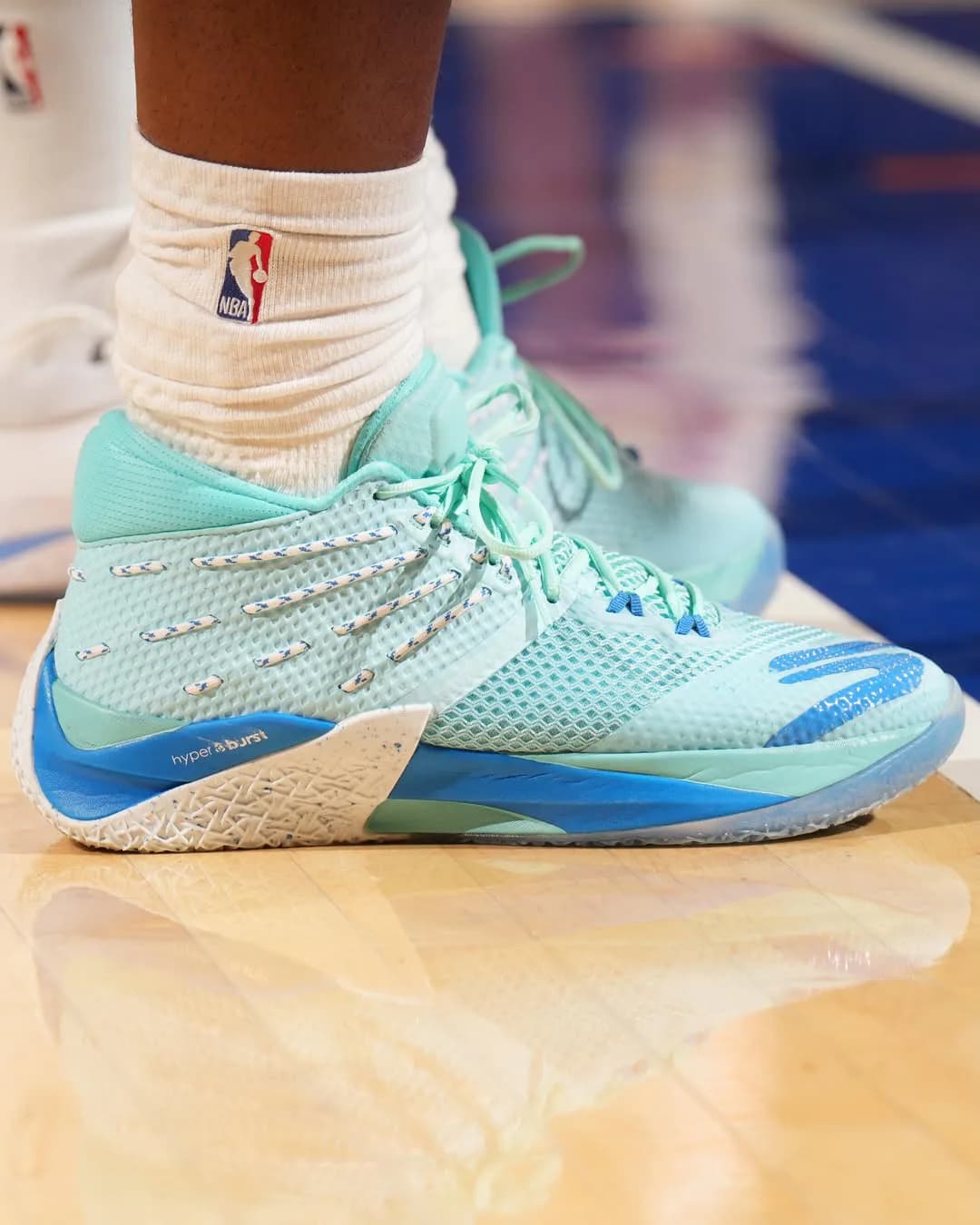 Skechers Gives OG Anunoby His First Signature Basketball Shoe — additional view 2