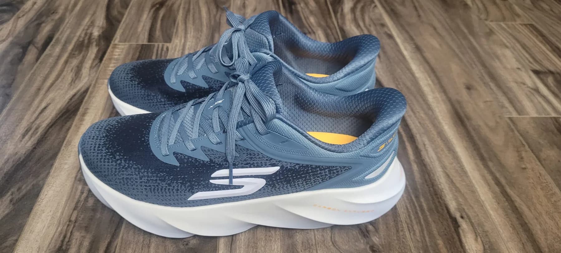 Skechers Slip-ins Aero Burst Review: Effortless Style Meets All-Day Performance — additional view 1