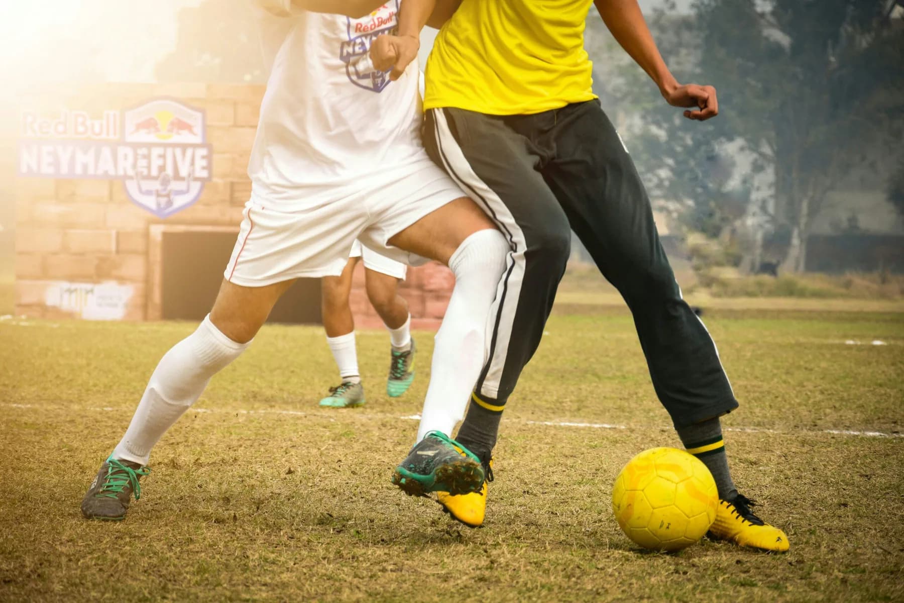 Soccer vs Football Cleats 2025 Key Differences for Performance and Safety