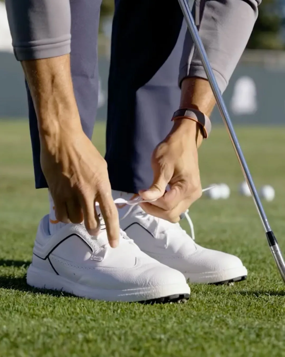 Stephen Curry Debuts His First Li-Ning Shoe at Lake Tahoe — additional view 1