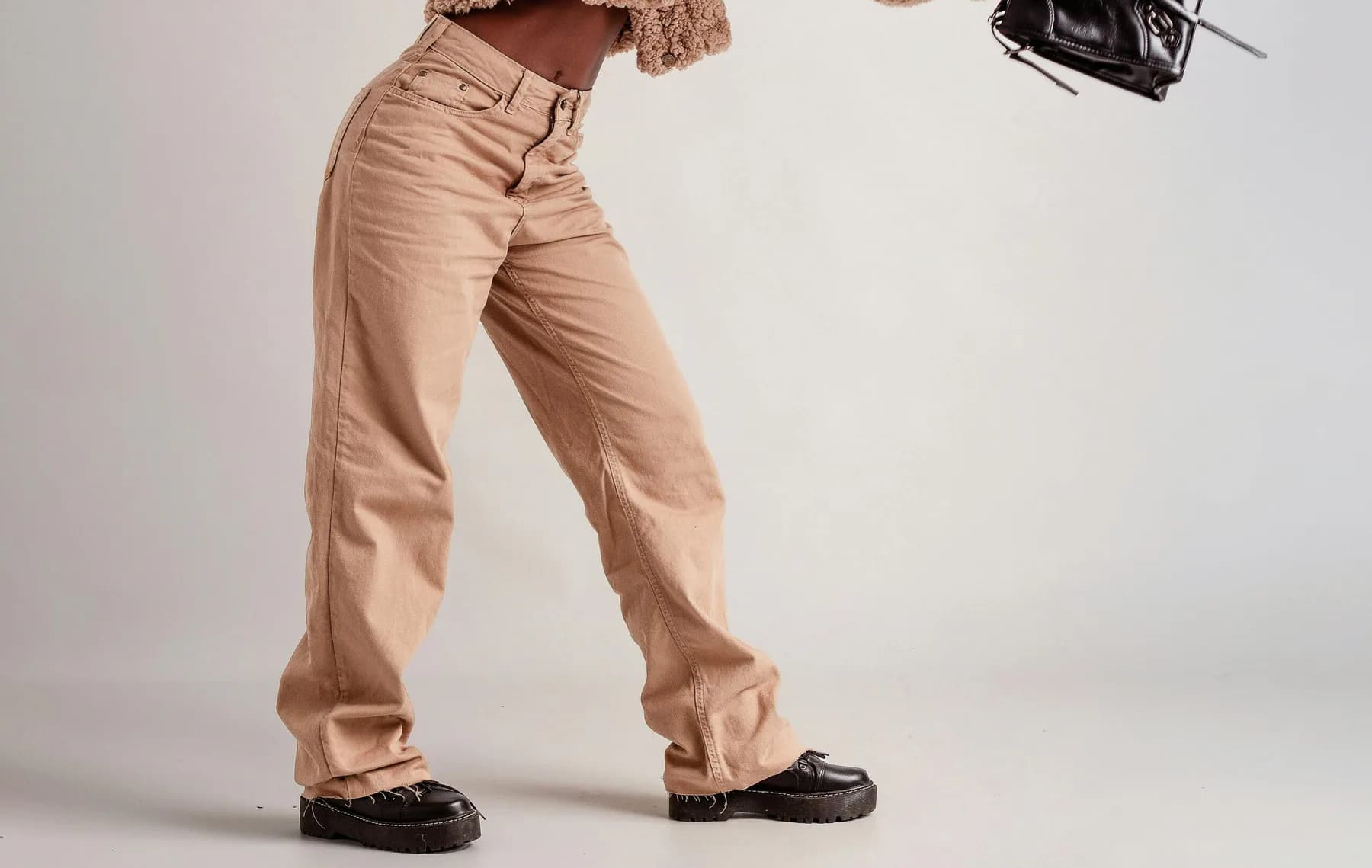 The 10 Best Shoes to Wear With Wide-Leg Pants
