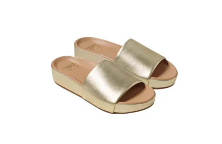 The Must-Have Summer Sandals for 2025 — additional view 7