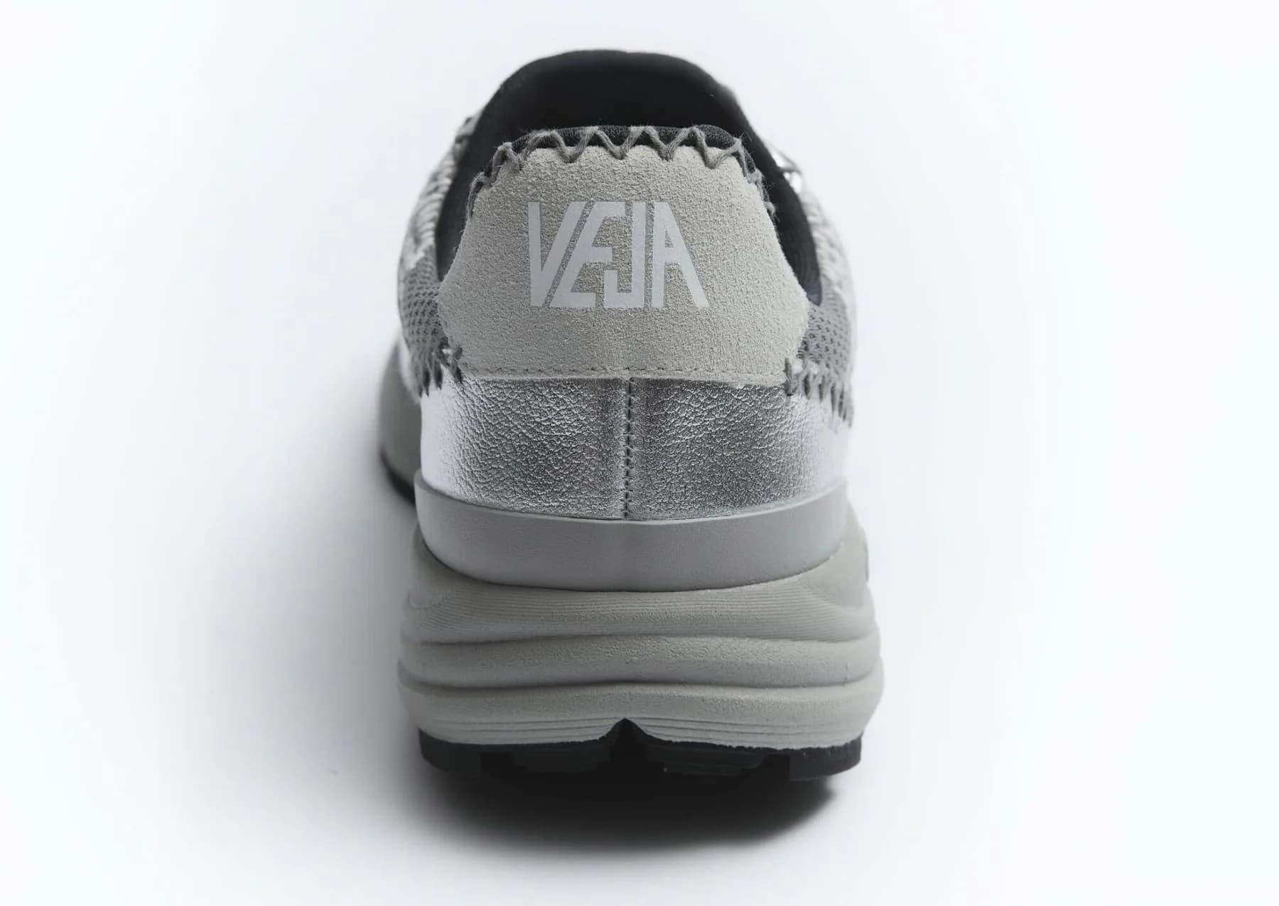 VEJA Salar Sashiko Edition Celebrates Japanese Artisan Craft