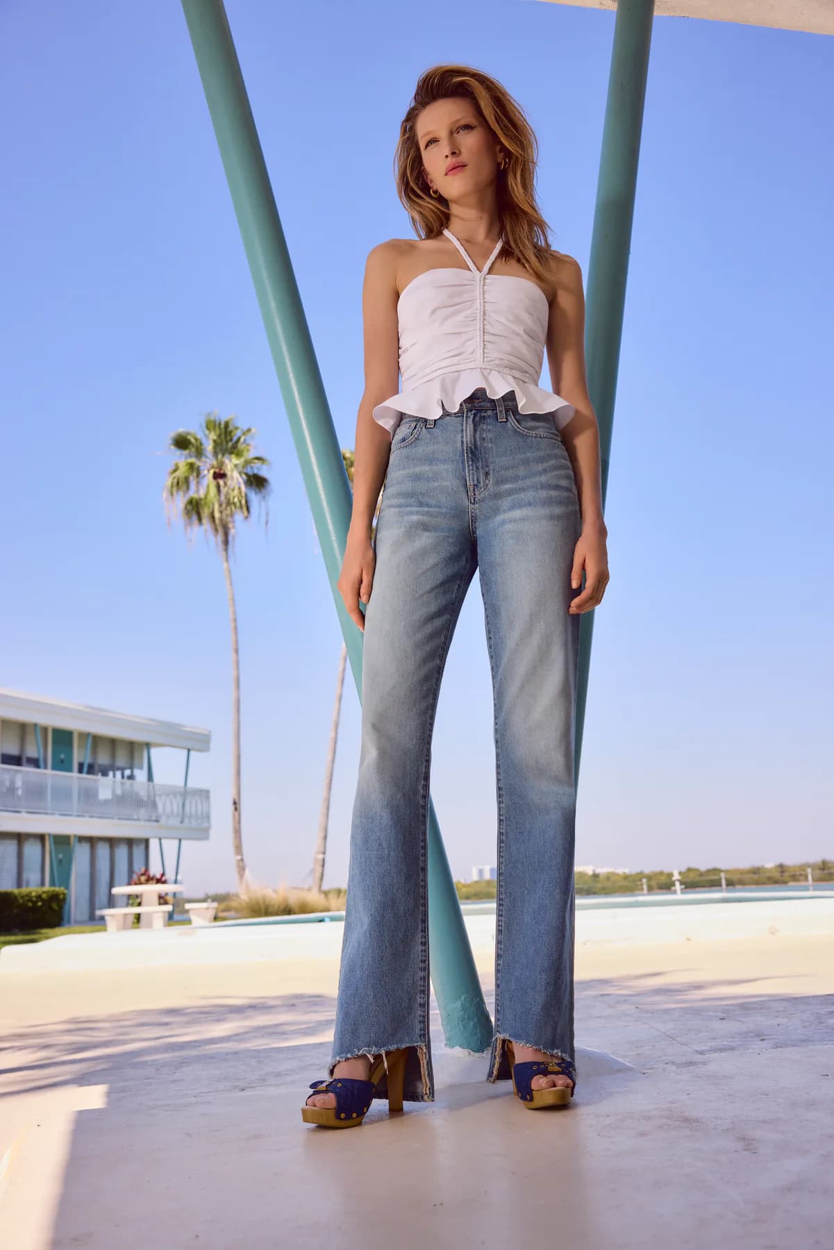 Veronica Beard and Dr. Scholl’s Shoes Unveil Retro-Inspired, Sustainable Footwear Capsule Collection