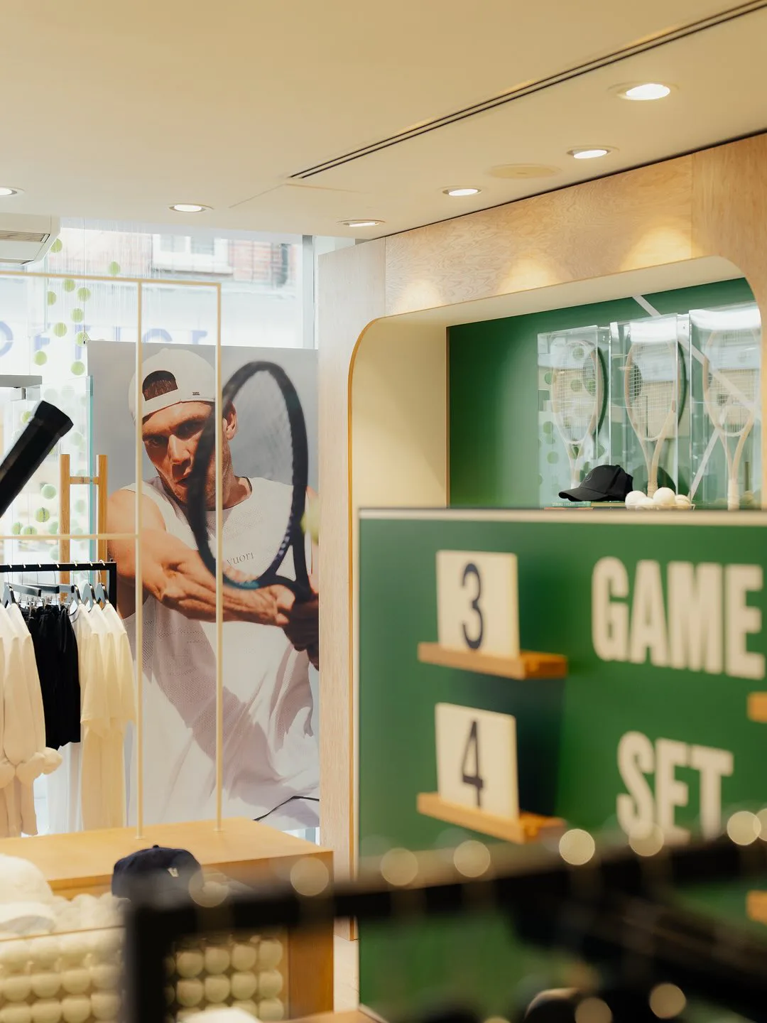 Vuori Brings Tennis Lifestyle to London With Citywide Activation — additional view 4