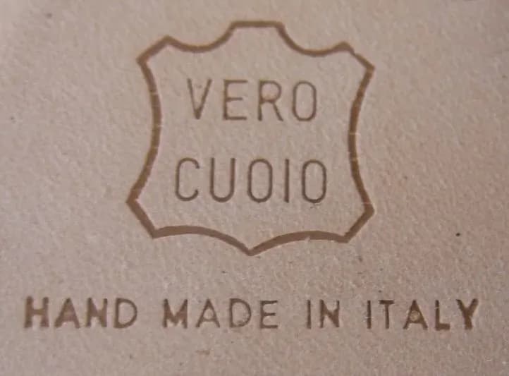 What does “vero cuoio” mean on the bottom of high heeled shoes?