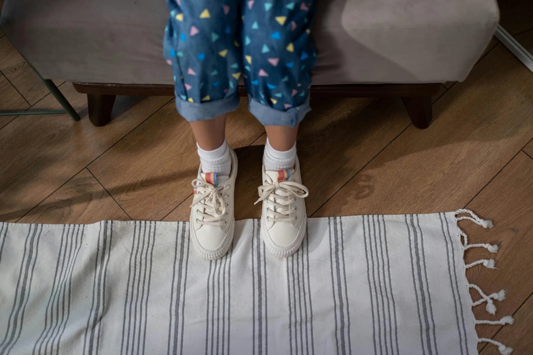 What is kids size 6.5 in women’s?