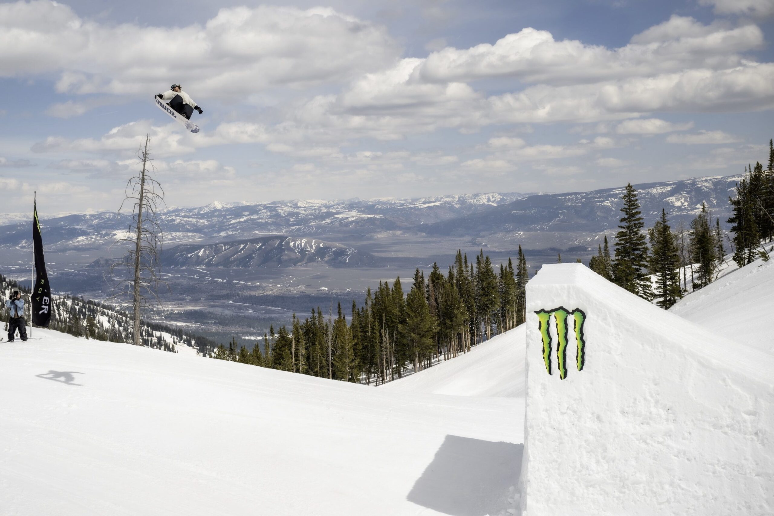 12 Minutes of Pure Snowboard Chaos as Monster Energy Hits the Tetons