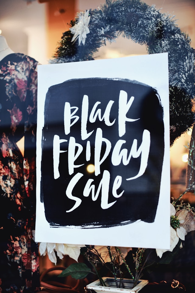 DICK'S Sporting Goods Unveils 2025 Holiday Gift Guide and Black Friday Deals