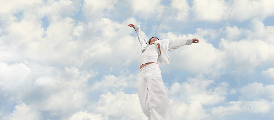 Pantone Crowns “Cloud Dancer” as 2026 Color of the Year