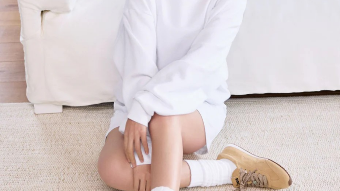 ALO x Jisoo's Second Chapter Brings Caramel Cream Sunset Sneaker
