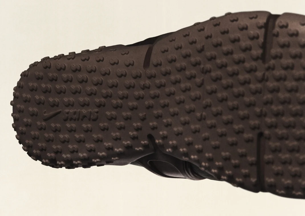 NikeSkims Rift Mesh Introduces a New Take on the Classic Air Rift