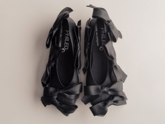 COMME des GARÇONS X Phileo Collaboration Steps Into Hong Kong