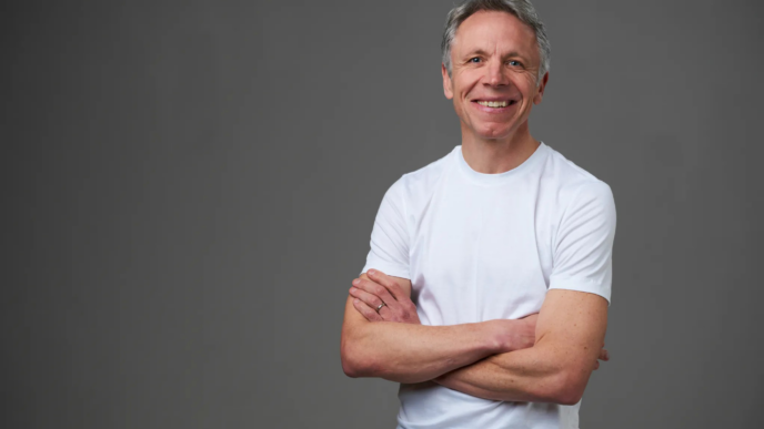 On Names Frank Sluis CFO As Martin Hoffmann Steps Down