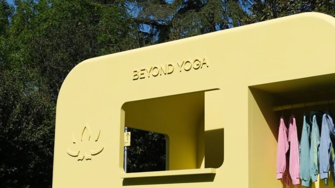 Beyond Yoga Brings ‘Seek Beyond: Open Air’ Featuring Sofi Tukker Celebrating the Spring Equinox