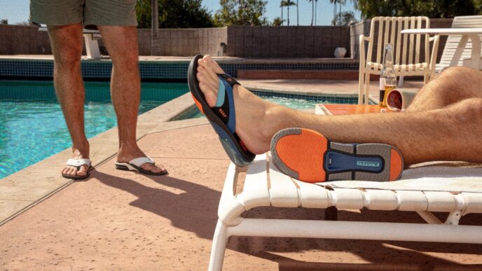 REEF Expands the Fanning Franchise to Six Styles For the Fanning's 21st Year