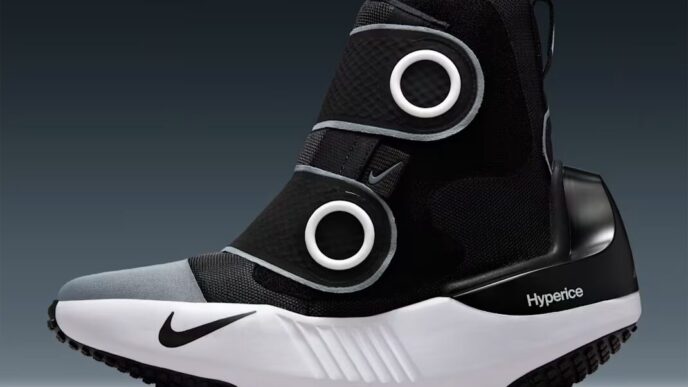 Nike x Hyperice Bring the Hyperboot and Hypervolt 3 to Boston Marathon Weekend at Dick's House of Sport