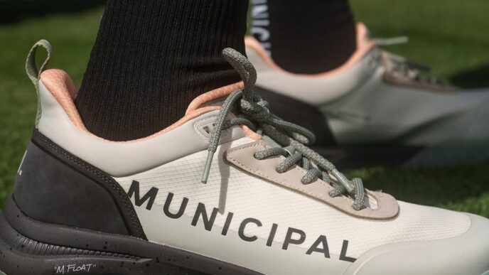 MUNICIPAL Unveils Spring-Ready “Peaches & Greens” Sport Utility Collection