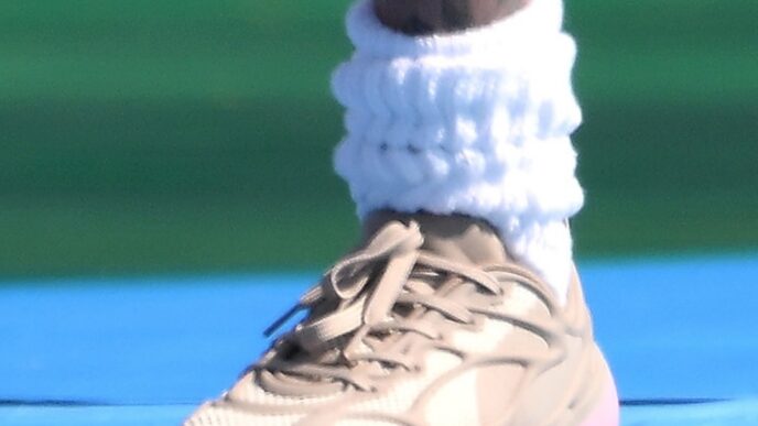 Justin Bieber Debuts Unreleased SKYLRK Sneakers at the FIFA World Cup Final